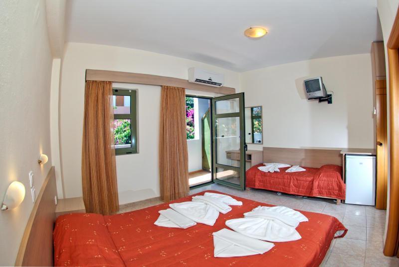 Hotel Stella-Katrin Platanias Esterno foto